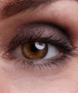 fais ressortir tes yeux