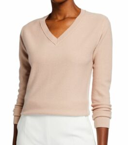 Pull à col en V moderne en cachemire Marcus Neiman