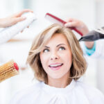 Comment coiffer les cheveux clairsemés - Conseils de pro